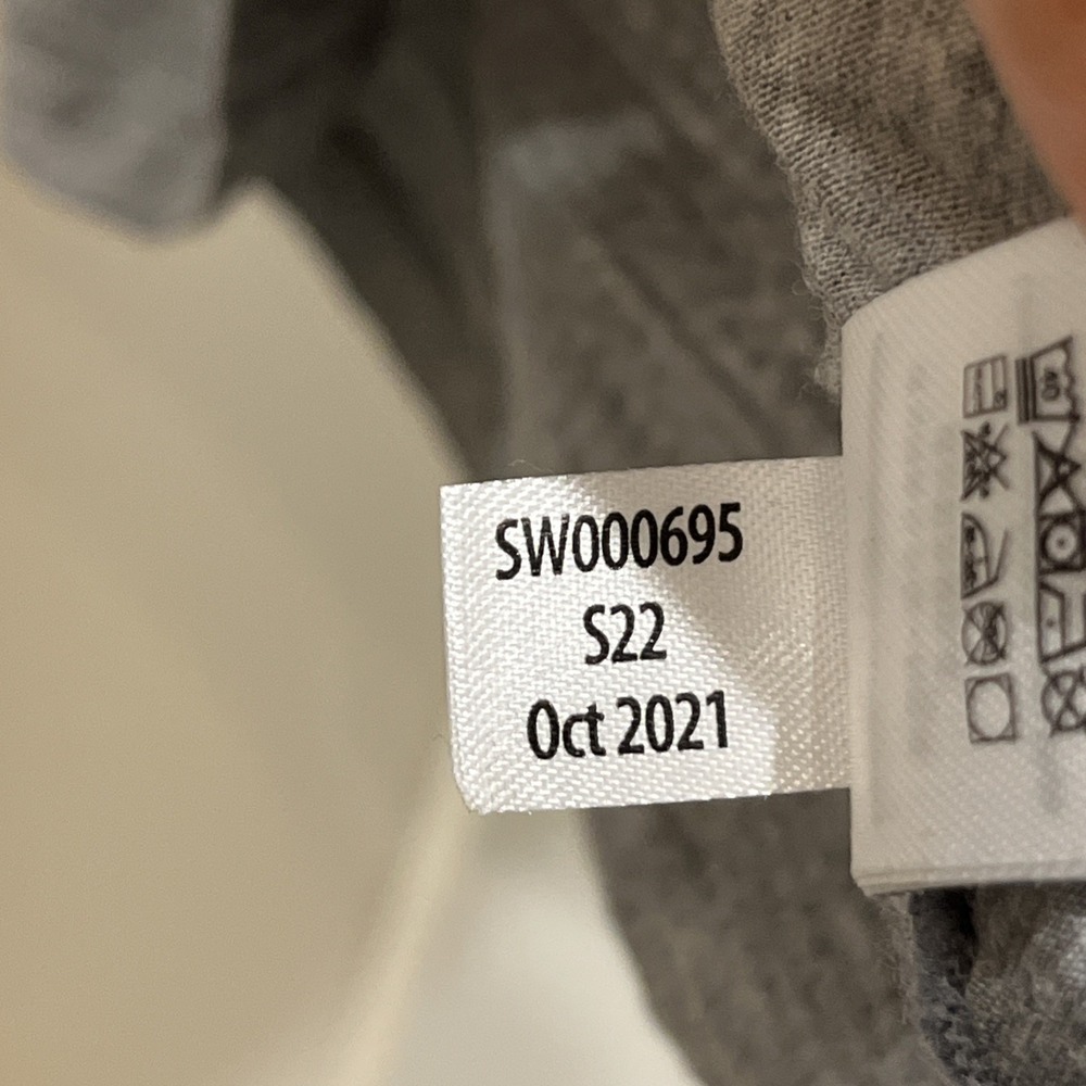Smartwool Tank Top Woman's size small Gray - Picture 5 of 5